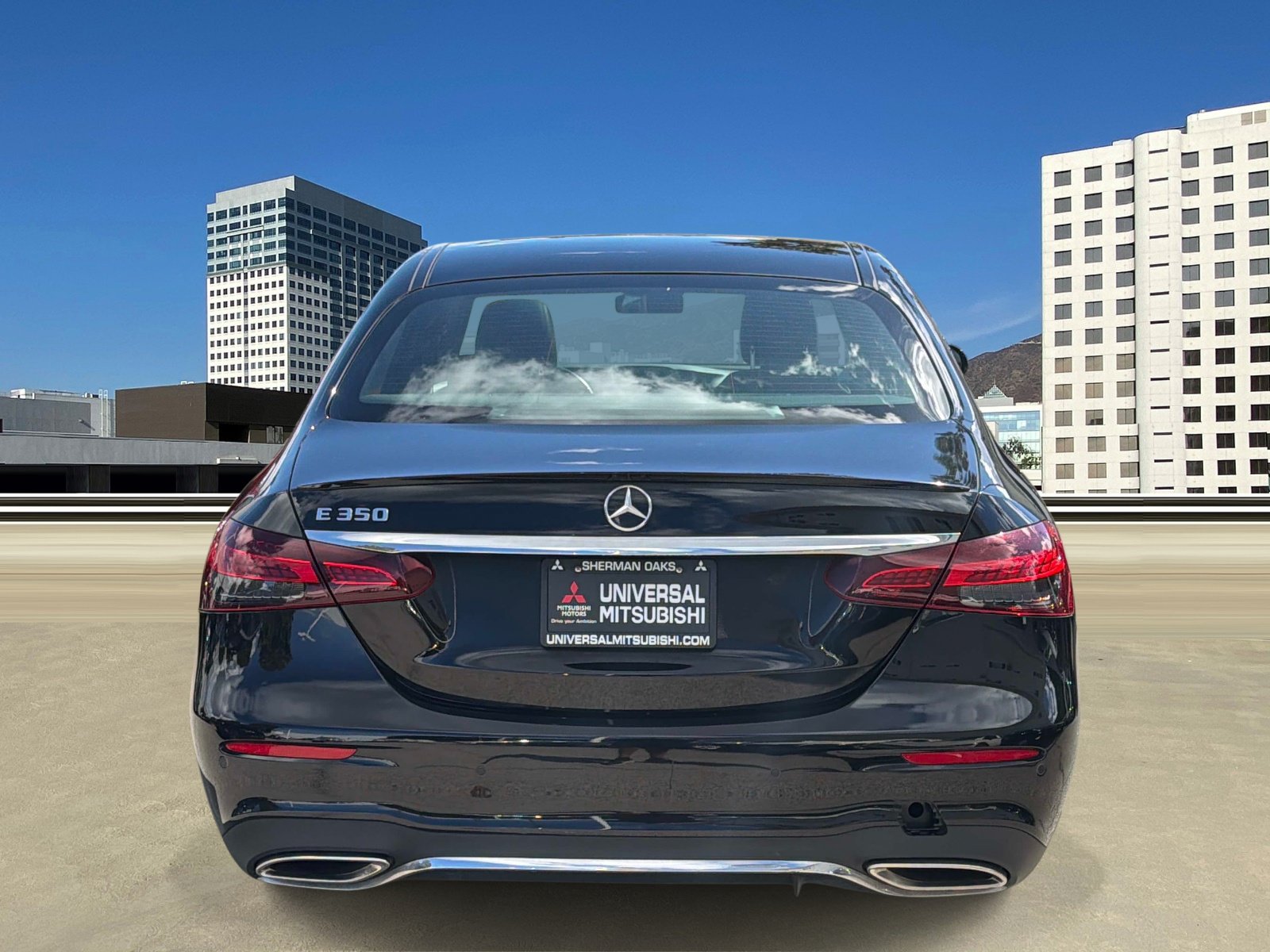 Used 2023 Mercedes-Benz E 350 Sedan image 4