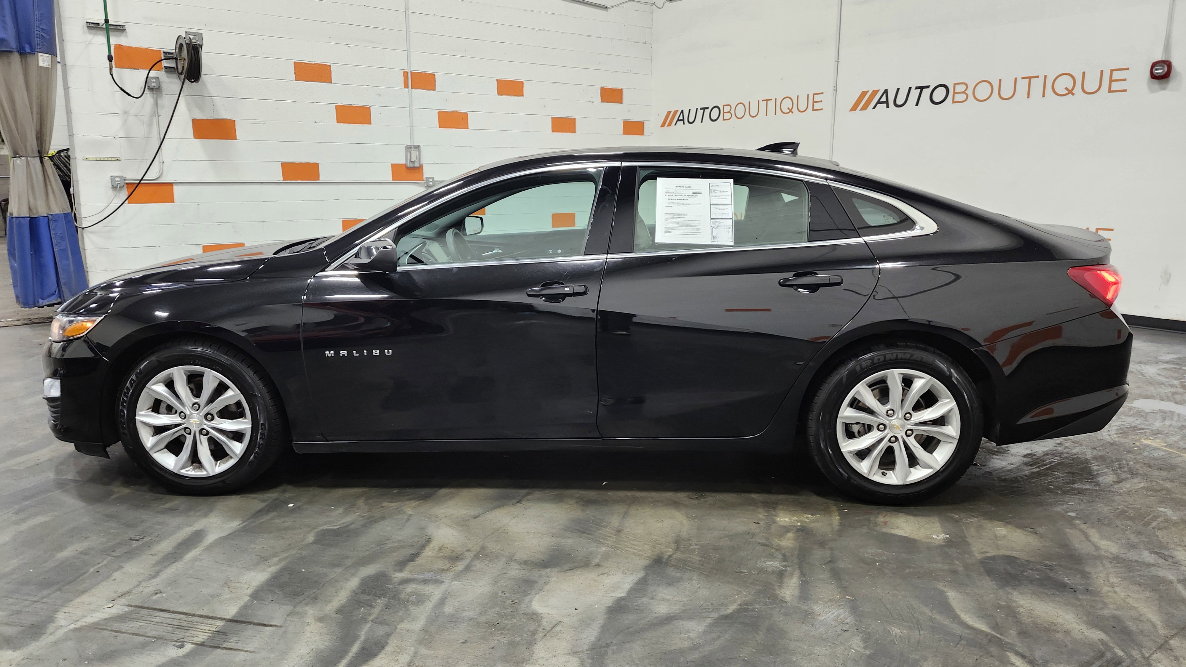 Used 2022 Chevrolet Malibu LT image 15