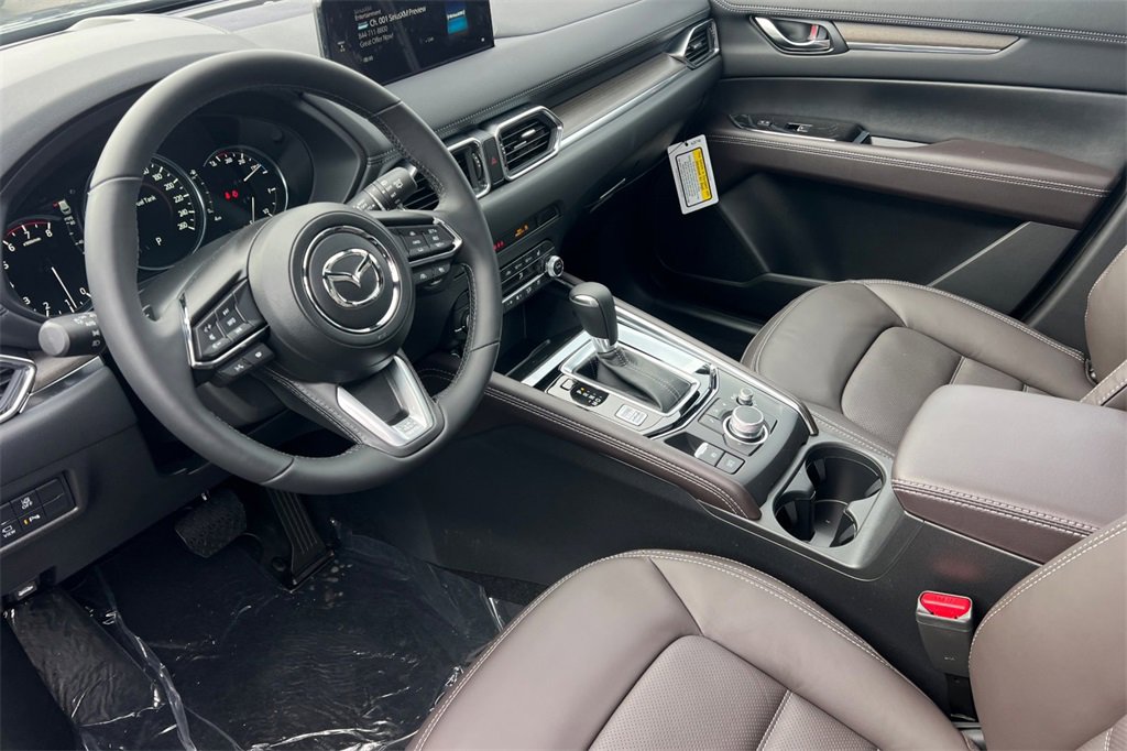 New 2025 MAZDA CX-5 Signature image 11