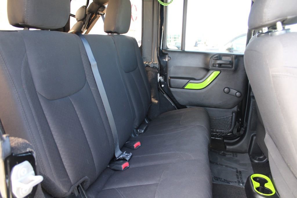 Used 2015 Jeep Wrangler Unlimited Sport w/ Mopar Black Appearance Group image 22
