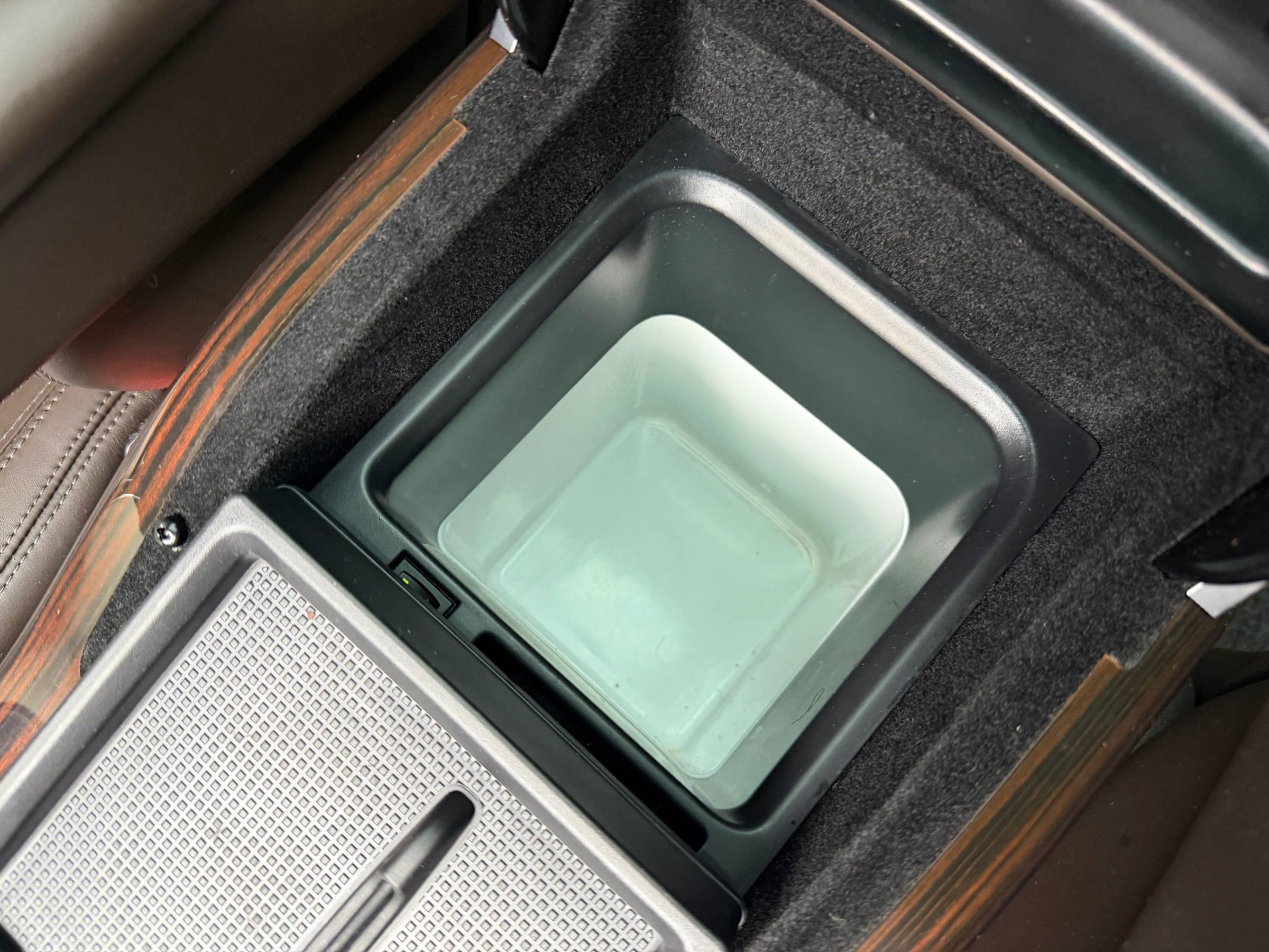 Used 2017 Land Rover Range Rover HSE image 41