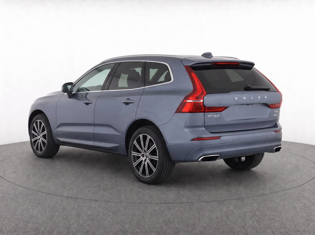 Used 2016 Volvo XC60 T6 w/ Proximity Package AWD/4WD image 3