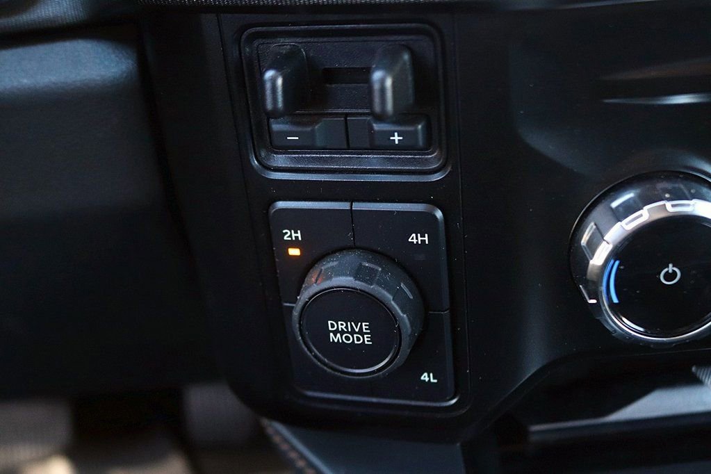 Used 2024 Ford F250 Platinum image 27