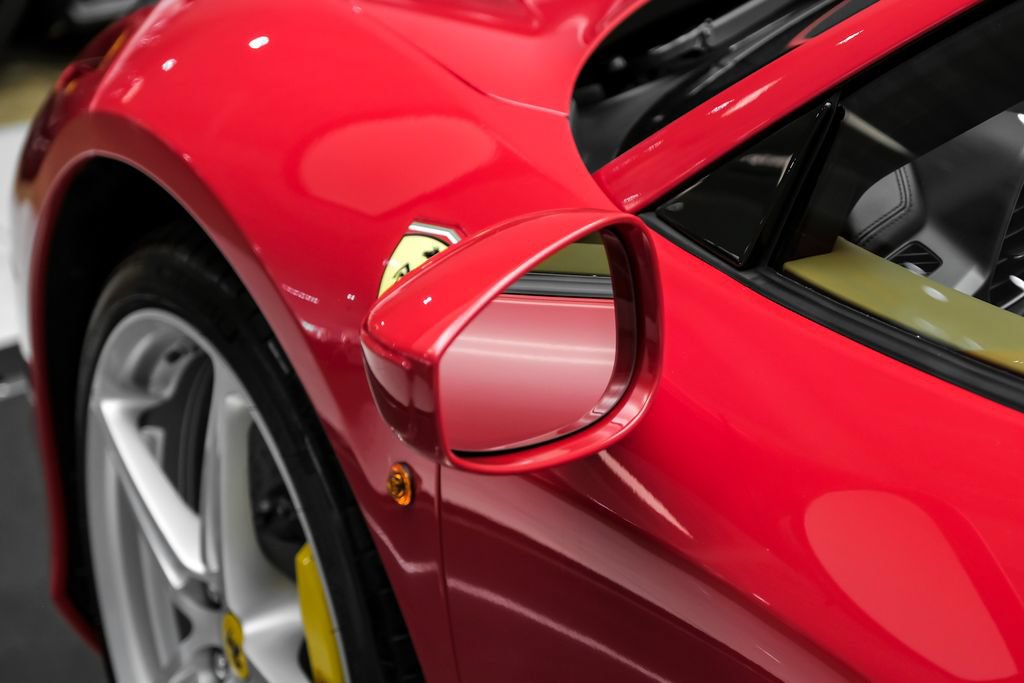 Used 2014 Ferrari 458 Spider RWD image 41