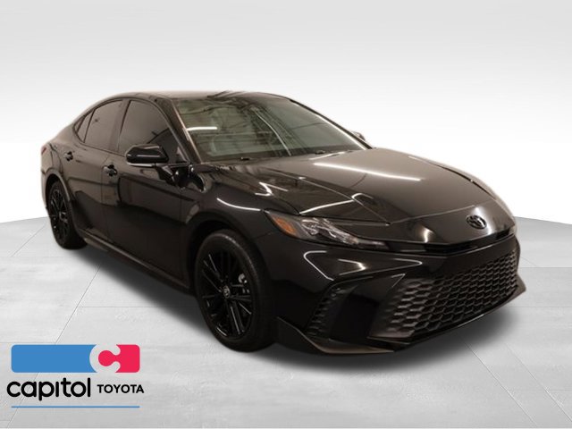 Used 2026 Toyota Camry SE w/ Convenience Package