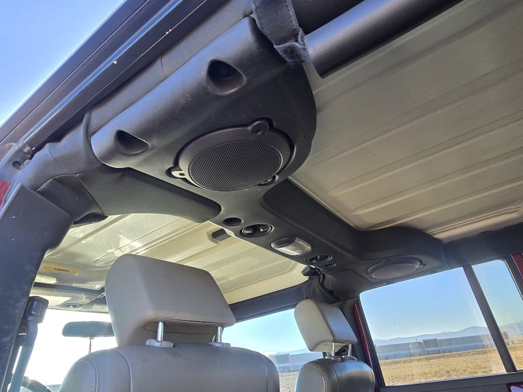 Used 2010 Jeep Wrangler Unlimited Sahara w/ Mopar Chrome Edition Group image 25