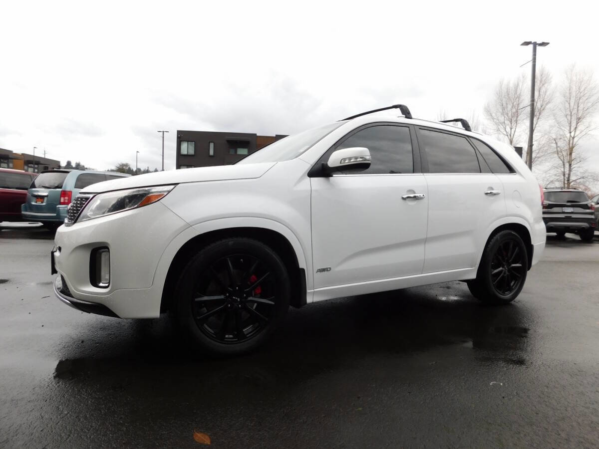 Used 2014 Kia Sorento SX w/ 3rd Row Package image 4