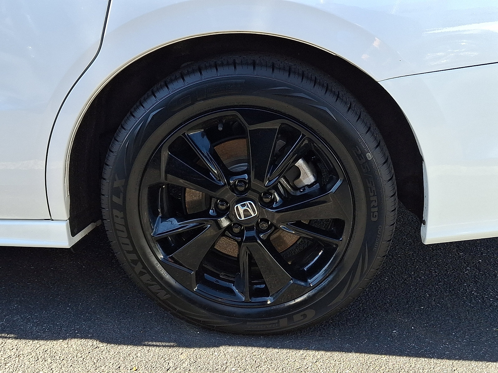 Certified 2024 Honda Odyssey Sport image 8