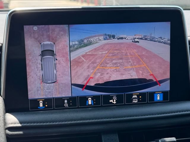 Used 2021 Chevrolet Tahoe Z71 w/ Z71 Signature Package AWD/4WD image 19