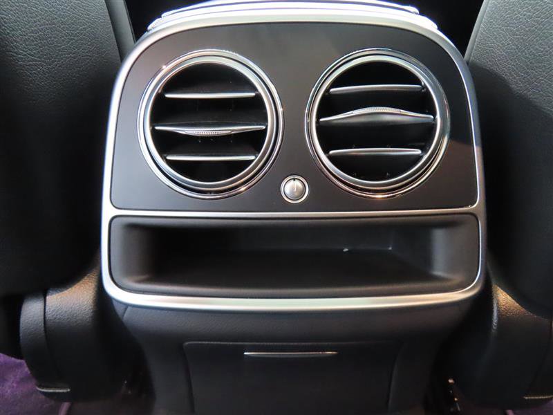 Used 2018 Mercedes-Benz S 560 Sedan image 37