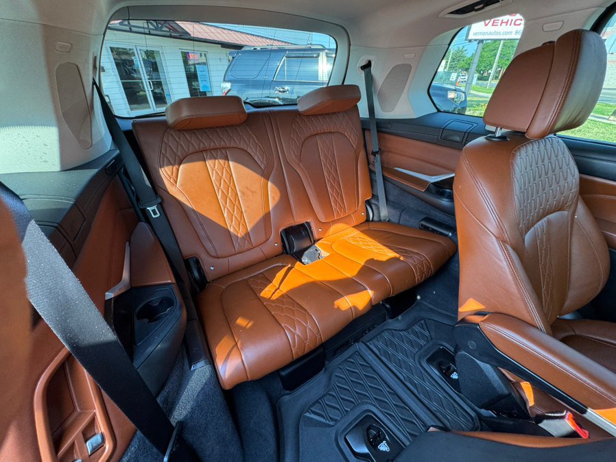 Used 2019 BMW X7 xDrive40i w/ Premium Package AWD/4WD image 33