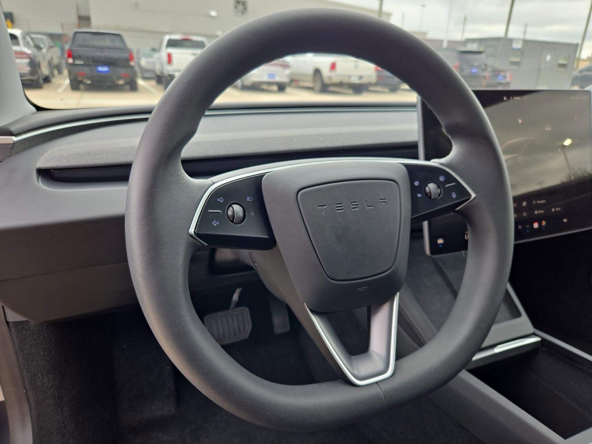 Used 2024 Tesla Model 3 Standard Range RWD image 17