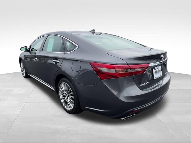 Used 2018 Toyota Avalon Limited w/ All Weather Liner Package FWD image 4