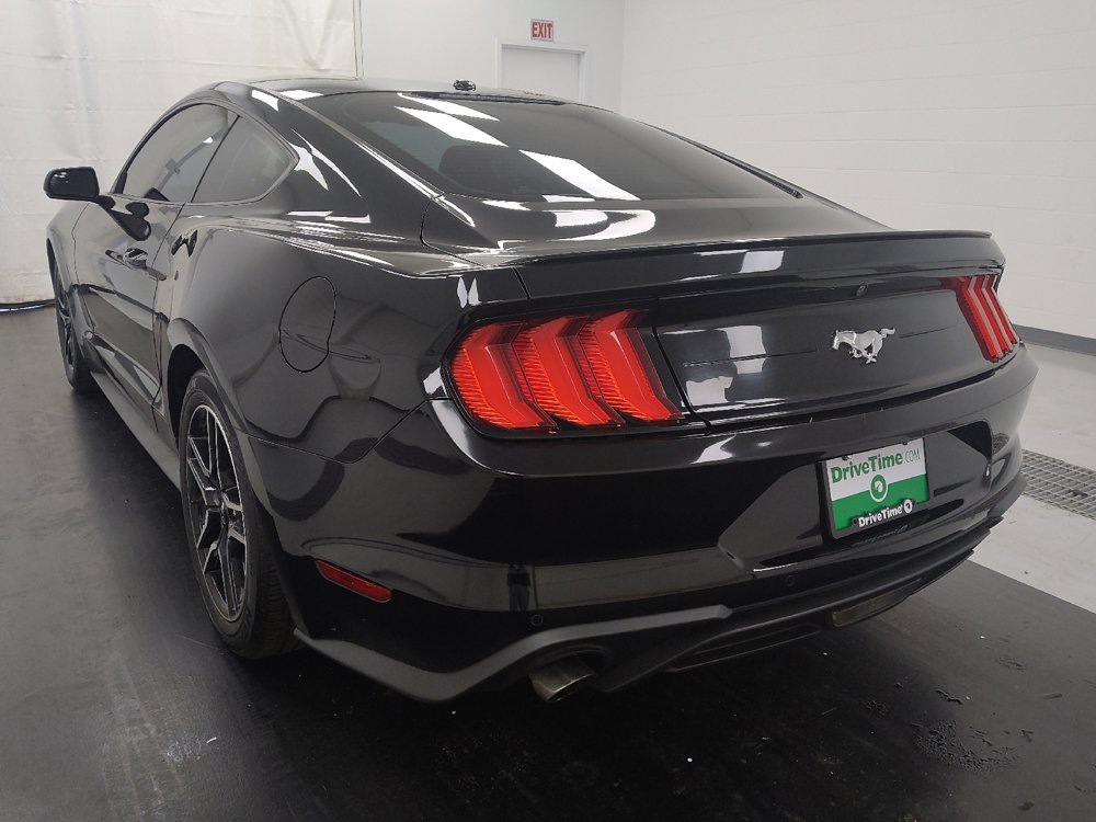 Used 2018 Ford Mustang Premium w/ Equipment Group 201A RWD image 5