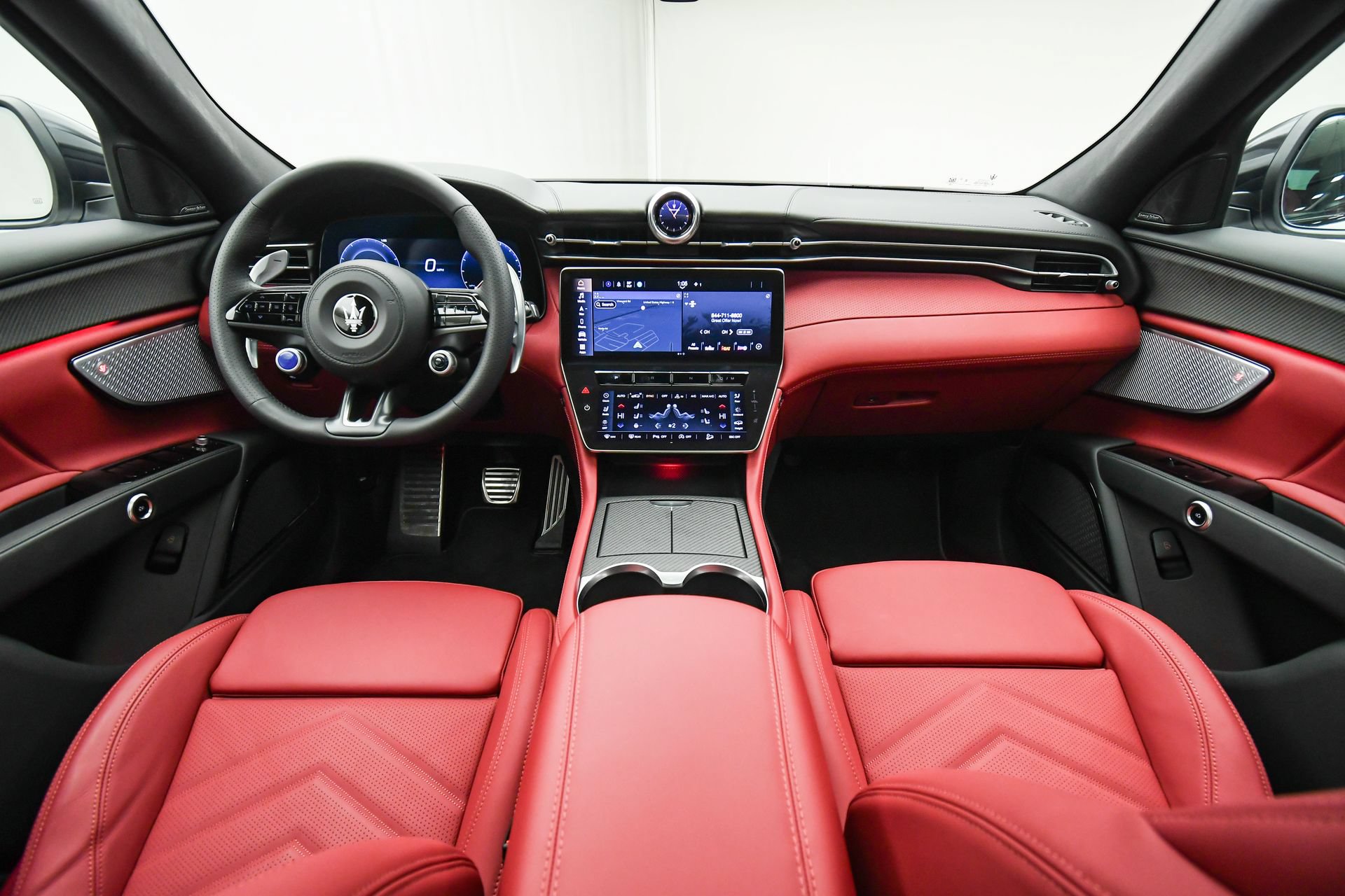 Used 2025 Maserati Grecale Modena AWD/4WD image 13