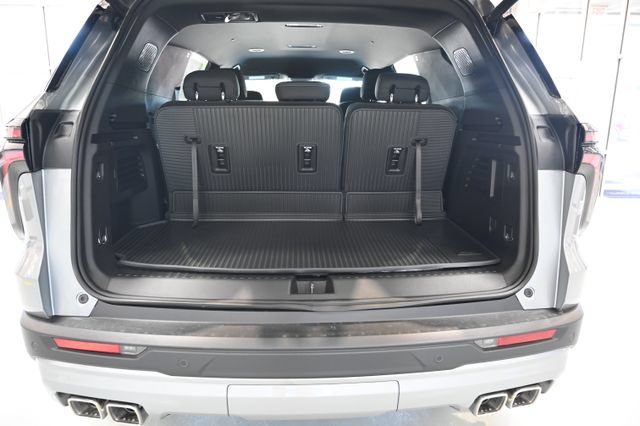 New 2026 Chevrolet Traverse LT w/ LPO, Floor Liner Package FWD image 27
