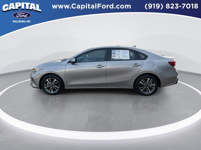 Used 2024 Kia Forte LXS image 5