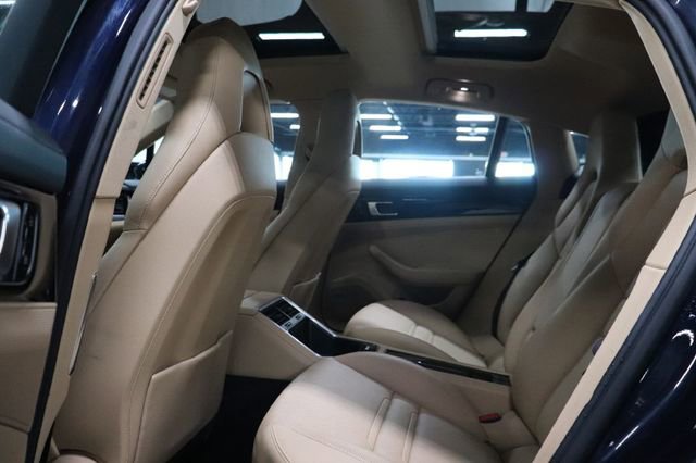 Used 2020 Porsche Panamera Edition image 15