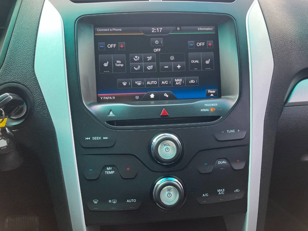 Used 2015 Ford Explorer XLT AWD/4WD image 20