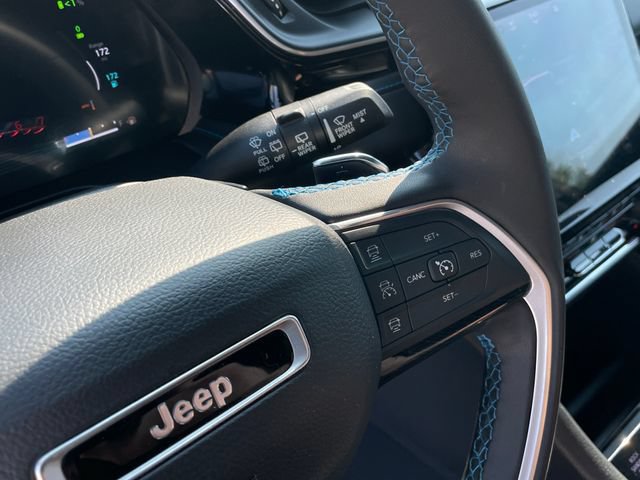Used 2024 Jeep Grand Cherokee Trailhawk AWD/4WD image 62