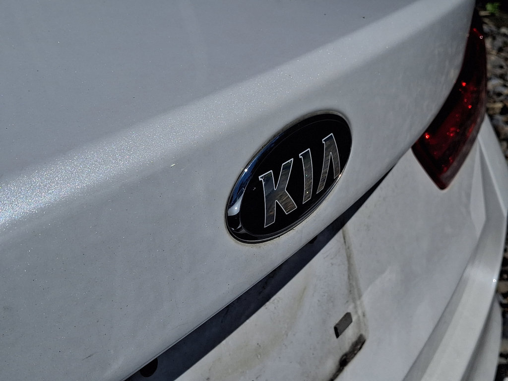 Used 2018 Kia Optima LX FWD image 4