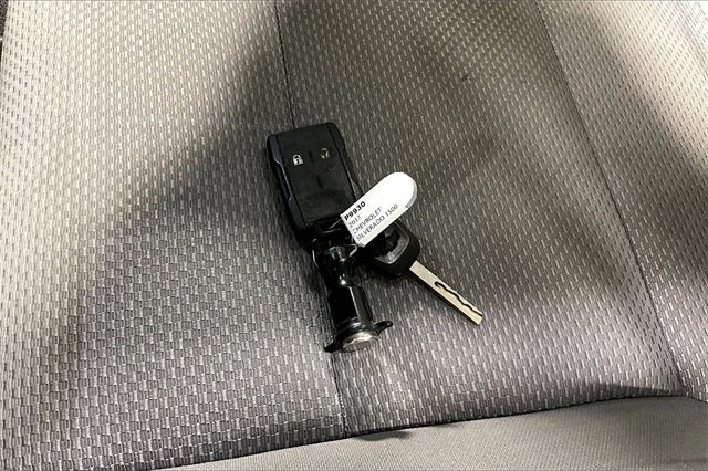 Used 2017 Chevrolet Silverado 1500 Custom w/ Custom Convenience Package image 29