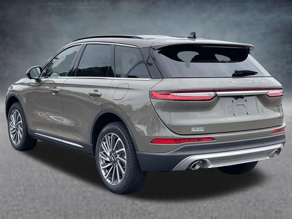 New 2025 Lincoln Corsair Reserve image 21