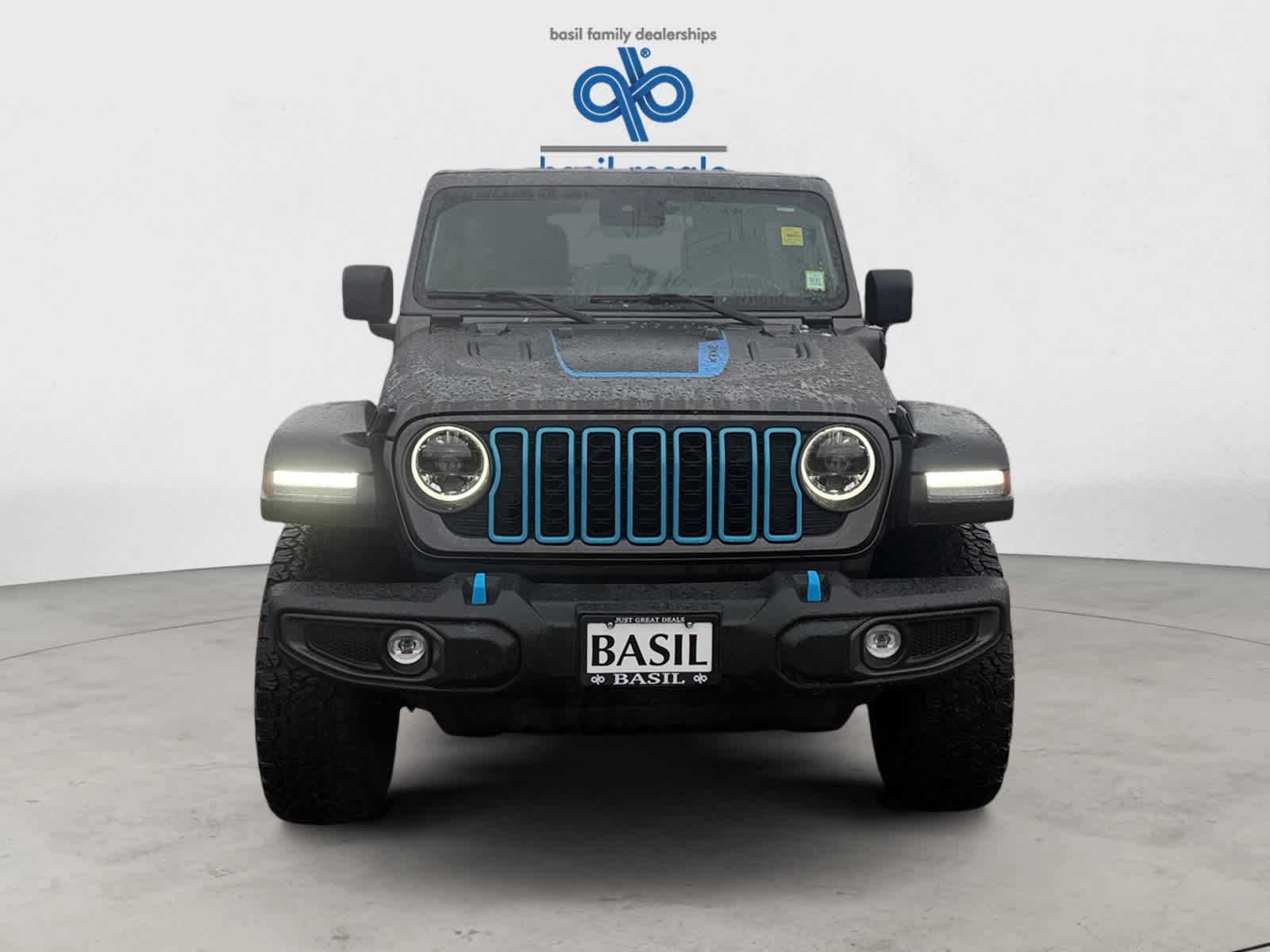 Used 2024 Jeep Wrangler Unlimited Rubicon 4xe w/ Safety Group image 8