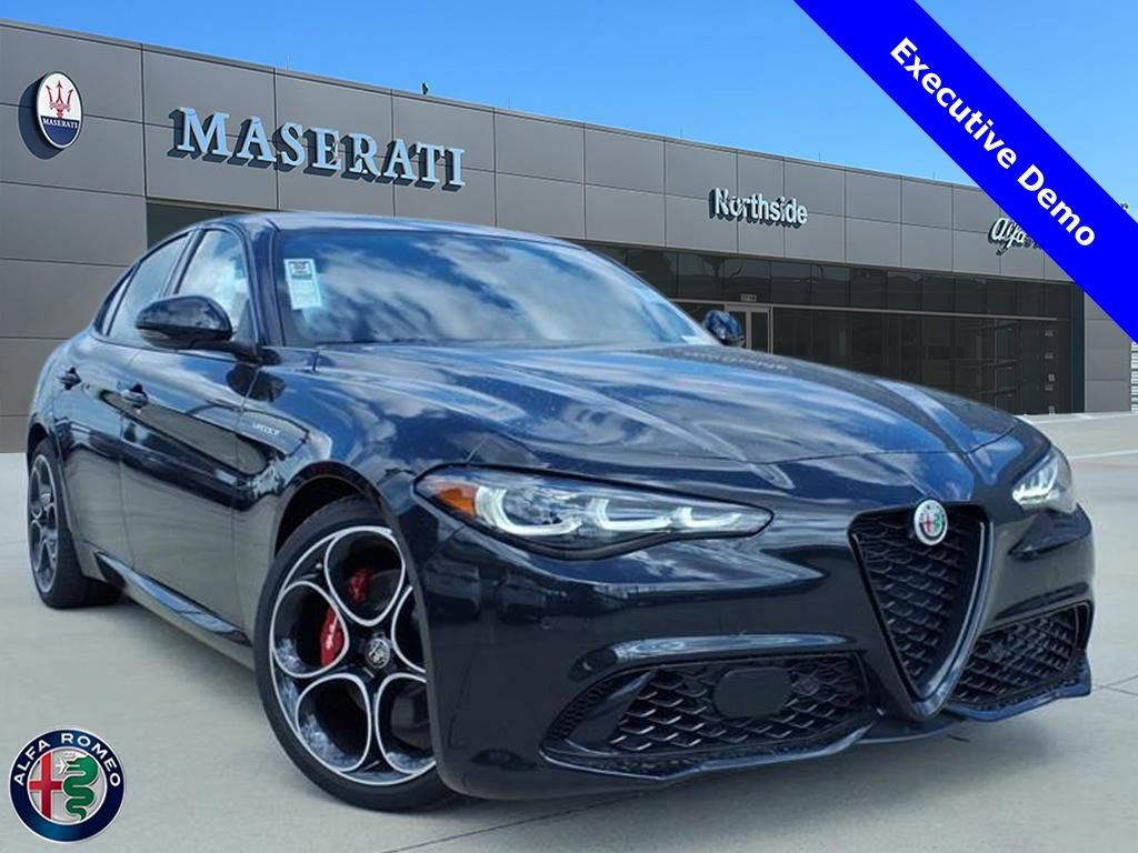 New 2025 Alfa Romeo Giulia w/ Veloce Package Rwd image 1