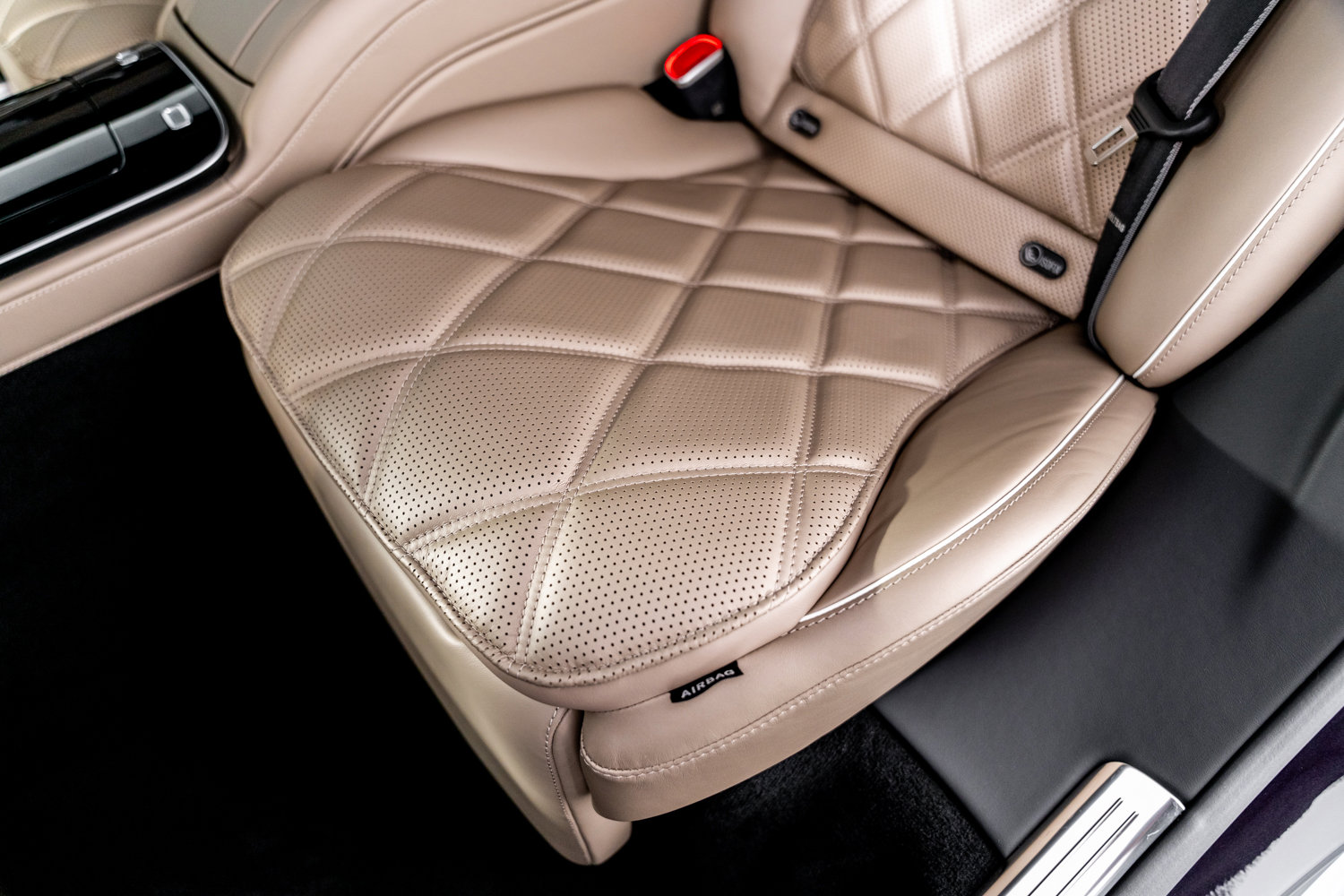Used 2025 Mercedes-Benz Maybach S 680 4MATIC image 41