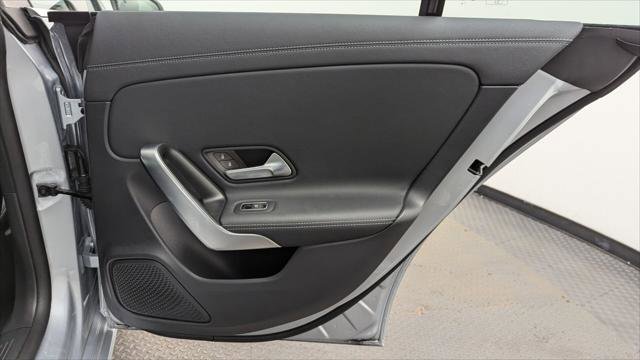 Used 2025 Mercedes-Benz CLA 250 image 19
