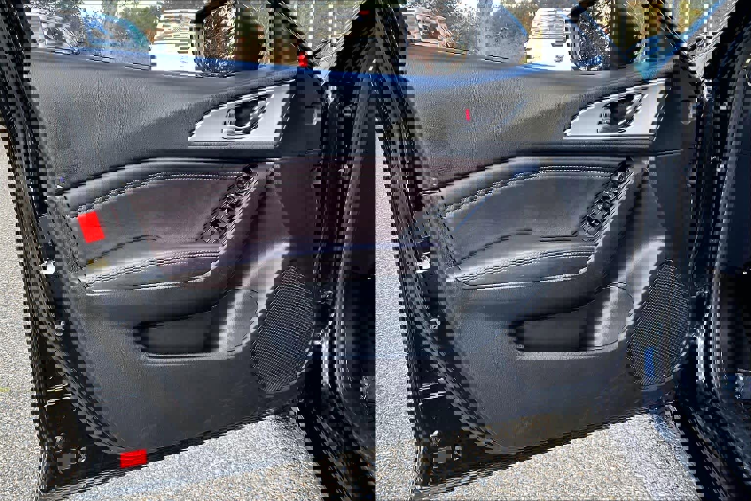 Used 2017 MAZDA MAZDA3 Touring image 22