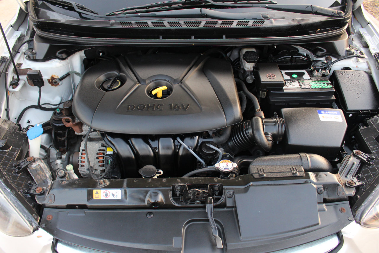 Used 2013 Hyundai Elantra Limited image 45