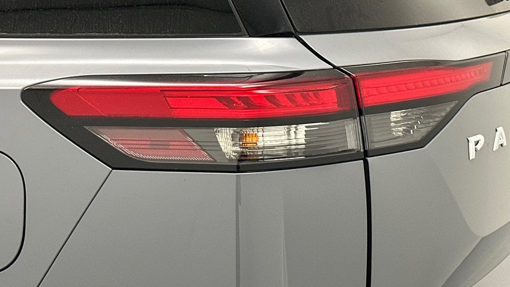 New 2025 Nissan Pathfinder Platinum w/ Cargo Package image 22