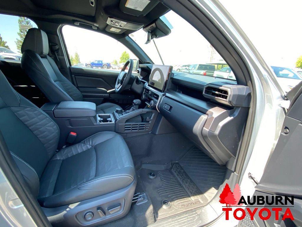 New 2026 Toyota 4Runner TRD Off-Road Premium AWD/4WD image 13