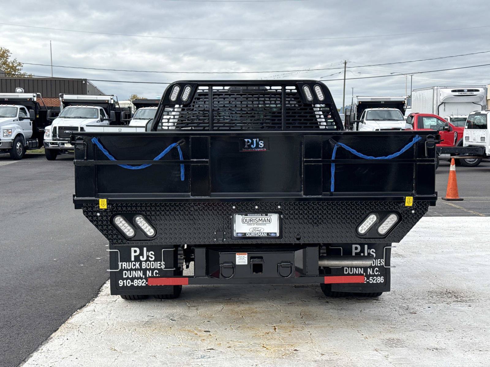 New 2026 Ford F350 XL w/ XL Chrome Package AWD/4WD image 4