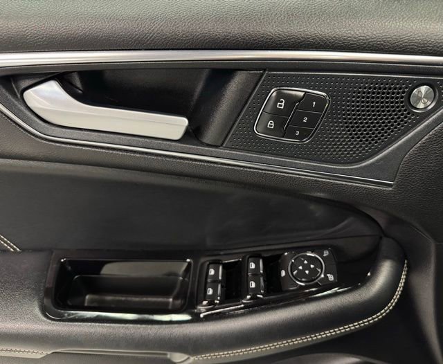 Used 2019 Ford Edge ST w/ Equipment Group 401A image 22