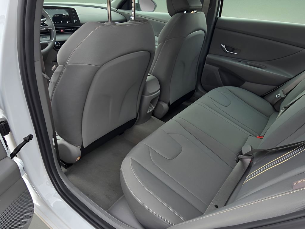 New 2026 Hyundai Elantra Blue image 15