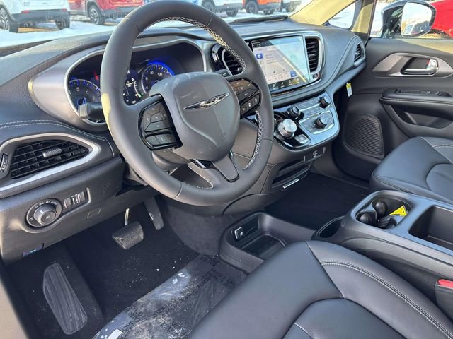 New 2026 Chrysler Pacifica Select w/ S Appearance Package FWD image 18