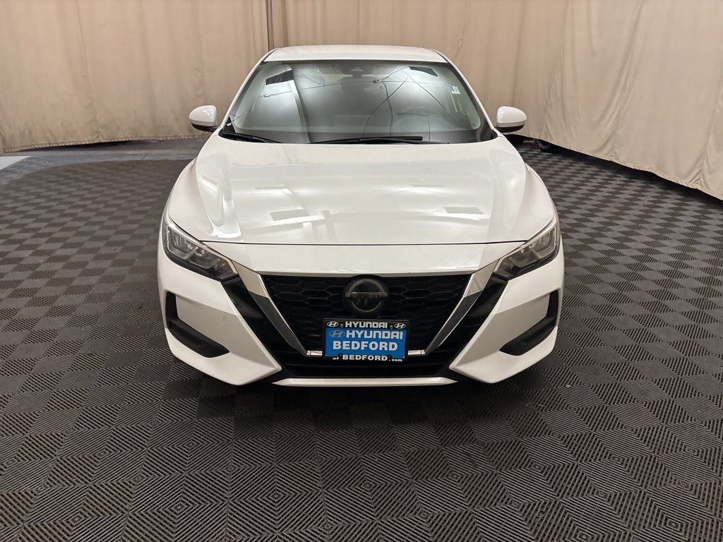 Used 2021 Nissan Sentra SV image 2