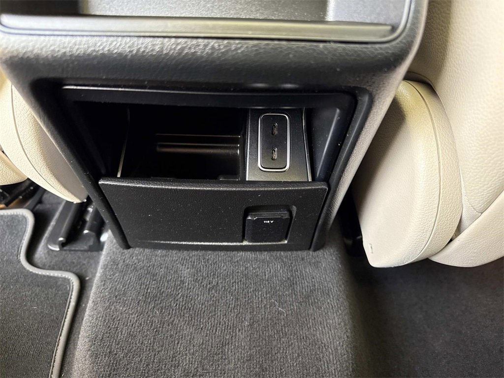 Used 2022 Mercedes-Benz GLE 350 4MATIC image 23