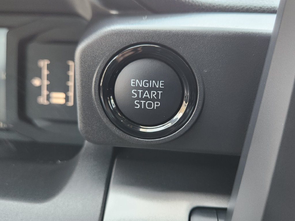 Used 2026 Toyota Tacoma SR5 AWD/4WD image 20
