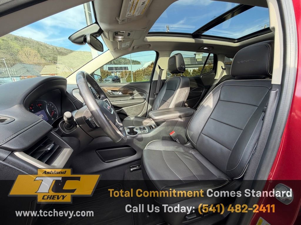 Used 2019 GMC Terrain Denali w/ Advanced Safety Package image 10