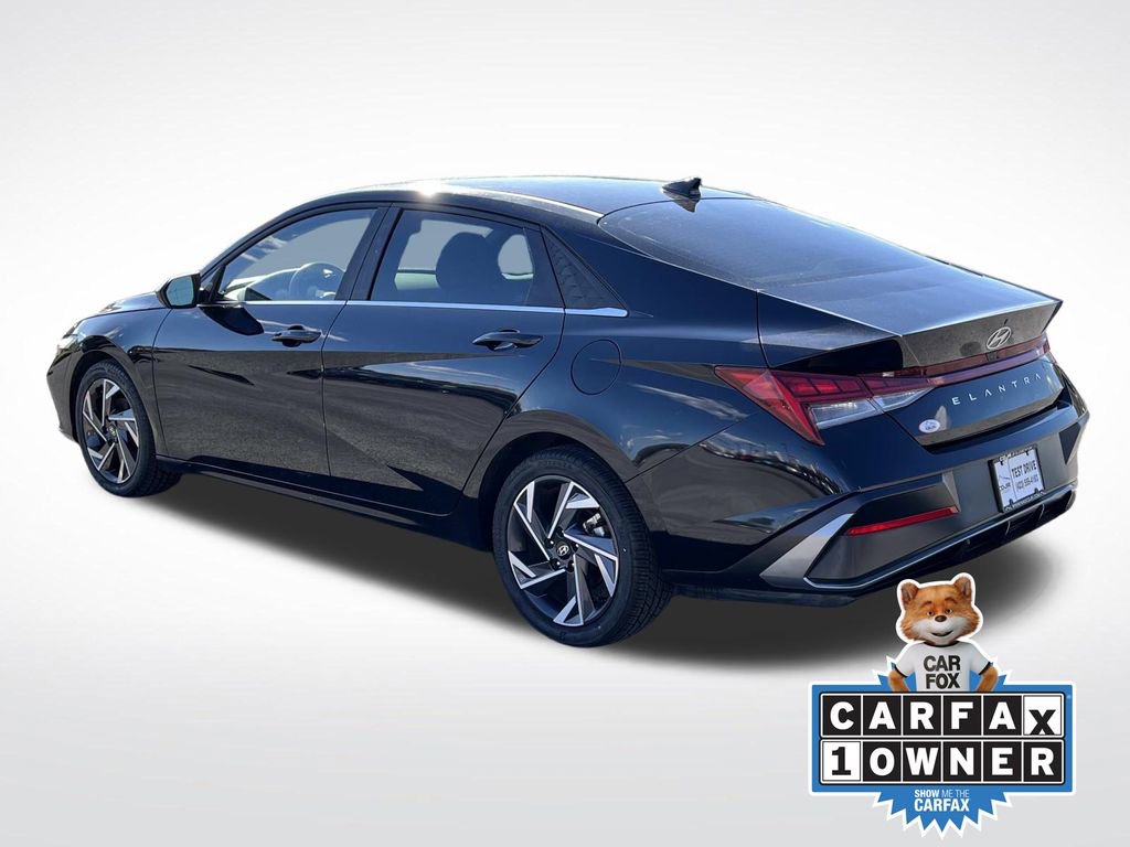 Used 2024 Hyundai Elantra SEL w/ Convenience Package image 6