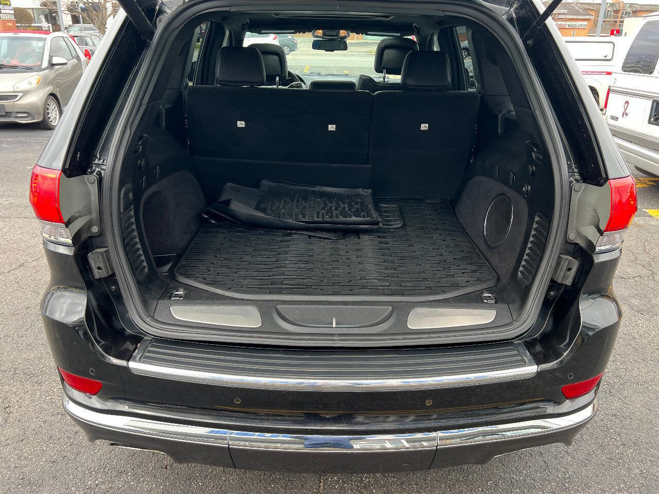 Used 2014 Jeep Grand Cherokee Summit image 14