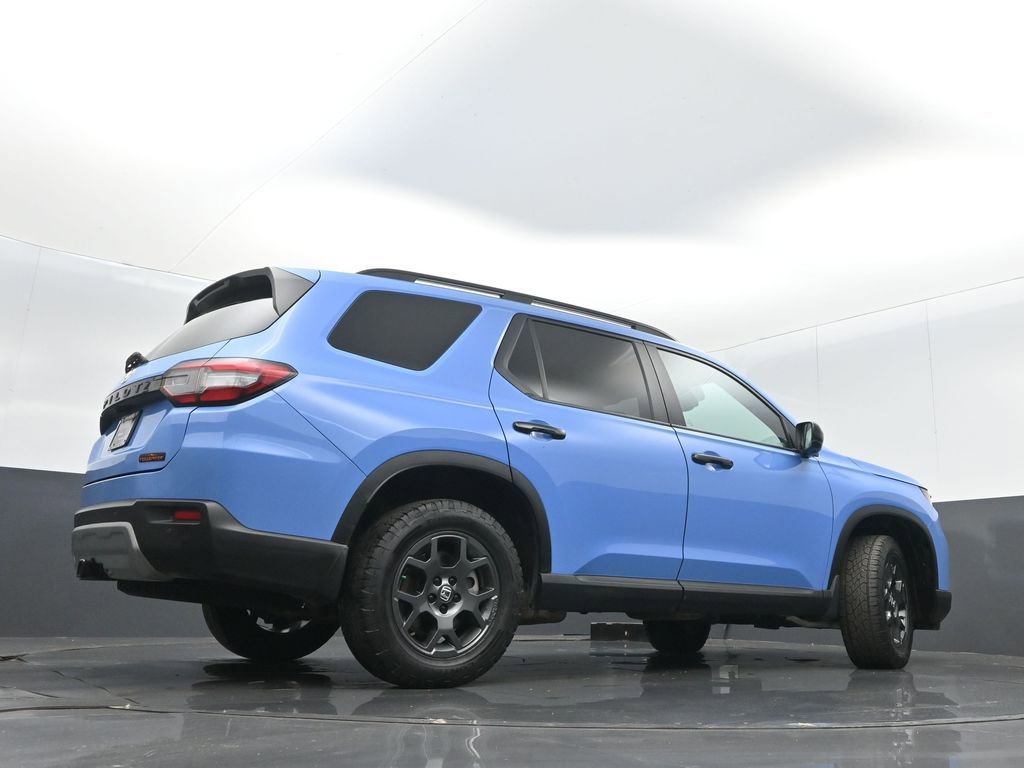 Used 2023 Honda Pilot TrailSport image 36