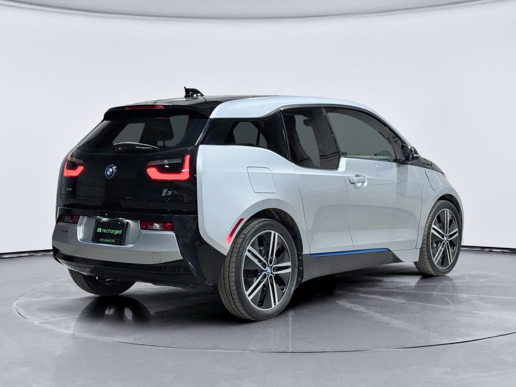 Used 2017 BMW i3 94 Ah w/Range Extender image 3