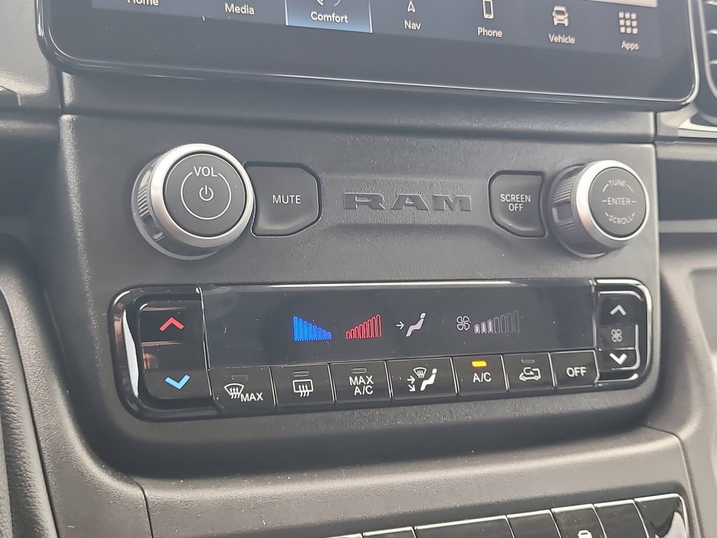 New 2026 RAM ProMaster 2500 w/ Premium Convenience Group FWD image 28