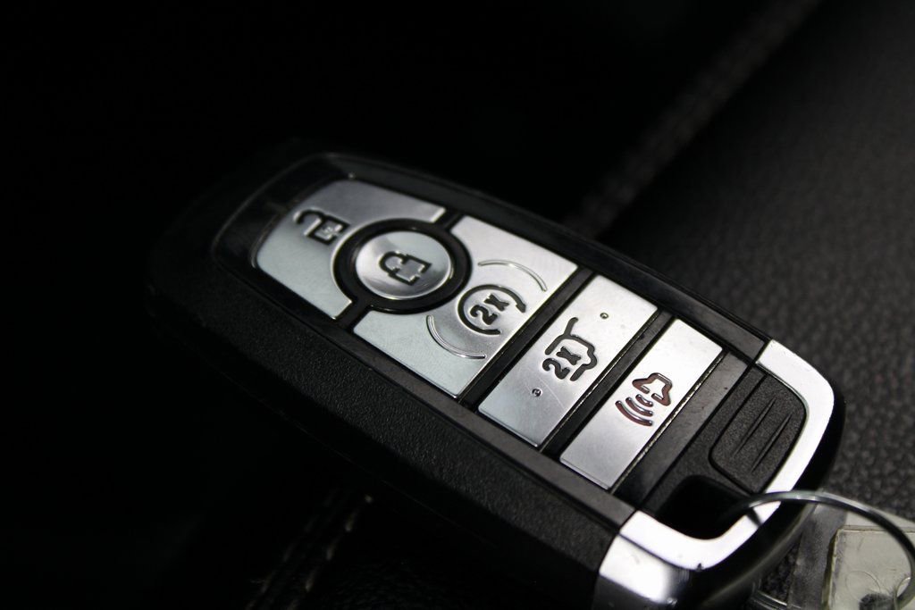 Used 2024 Ford Explorer Limited image 29