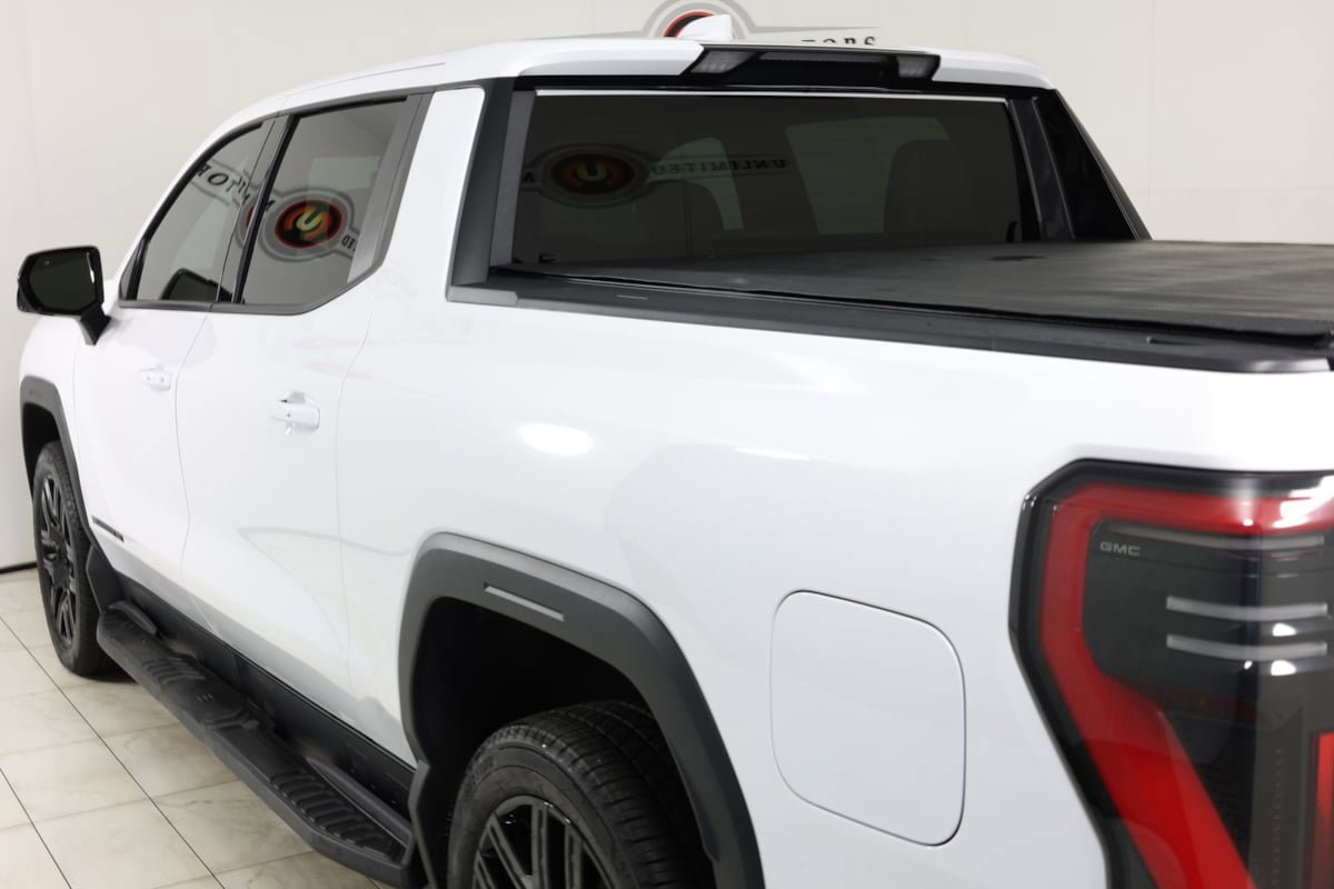 Used 2026 GMC Sierra EV Elevation w/ LPO, Elevation Dark Package AWD/4WD image 43